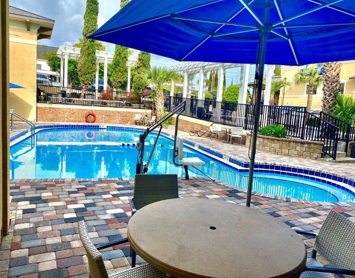 Days Inn By Wyndham Pensacola - Historic Downtown Ngoại thất bức ảnh