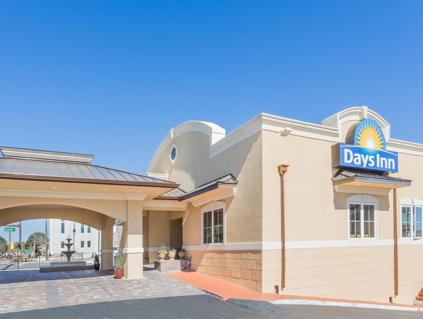Days Inn By Wyndham Pensacola - Historic Downtown Ngoại thất bức ảnh