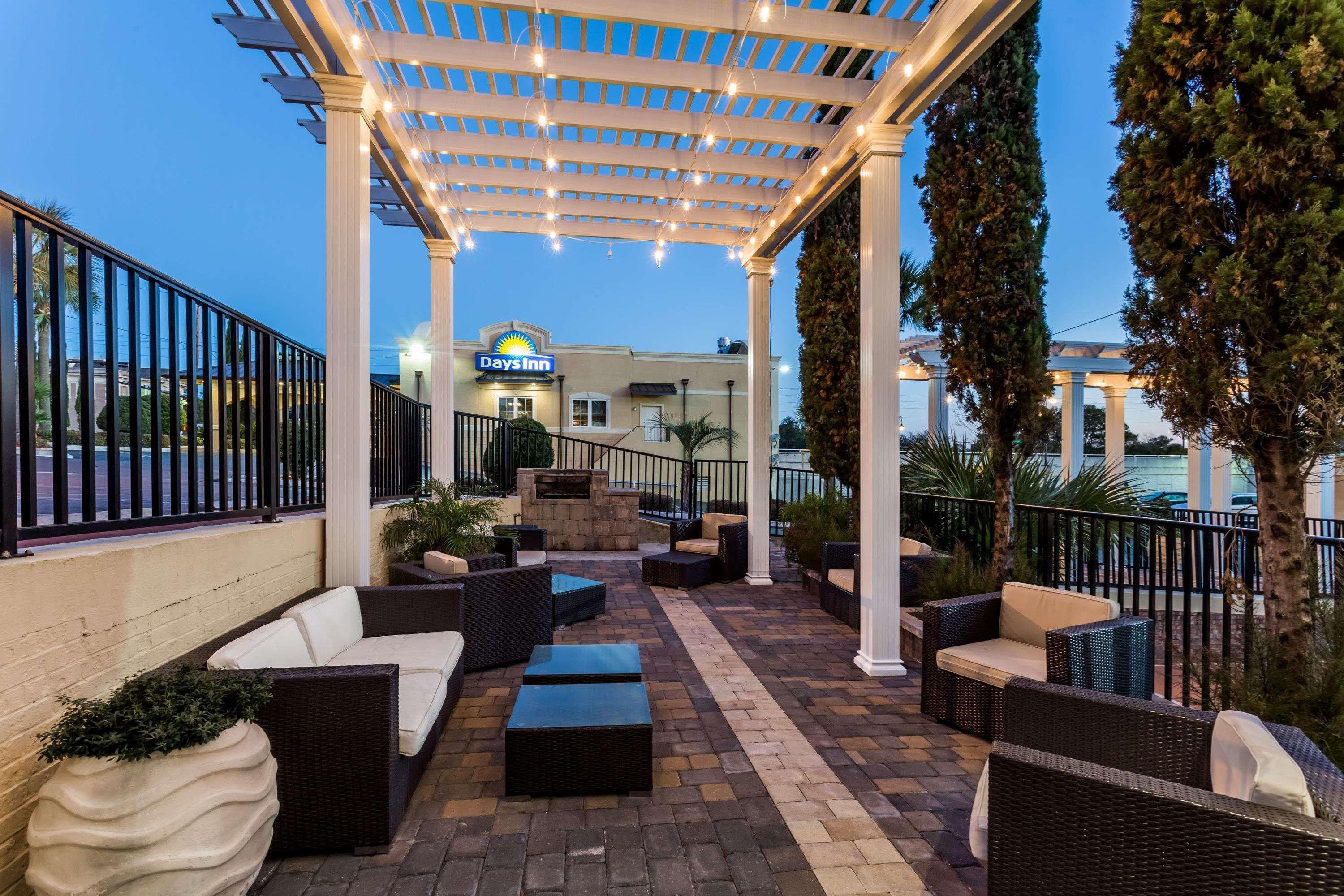 Days Inn By Wyndham Pensacola - Historic Downtown Ngoại thất bức ảnh