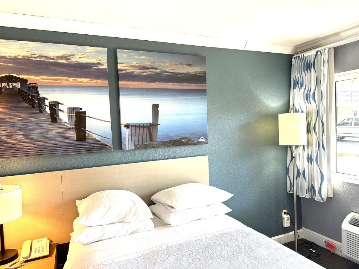 Days Inn By Wyndham Pensacola - Historic Downtown Ngoại thất bức ảnh