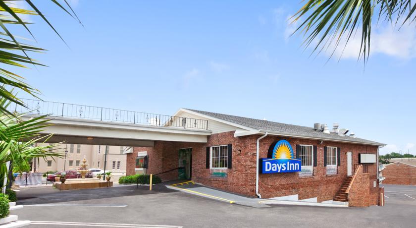 Days Inn By Wyndham Pensacola - Historic Downtown Ngoại thất bức ảnh